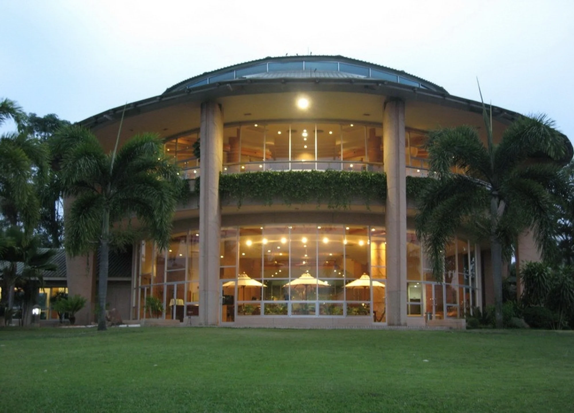 카오 키여우 컨트리 클럽